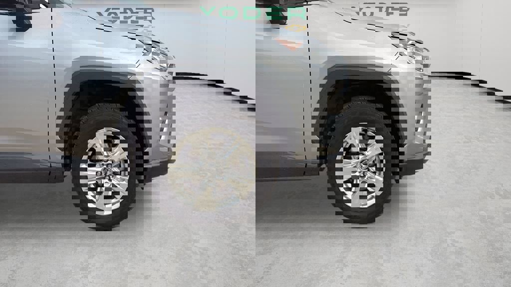 Used 2021 Toyota RAV4 XLE w/ Carpet Mat Package (TMS) AWD/4WD image 53