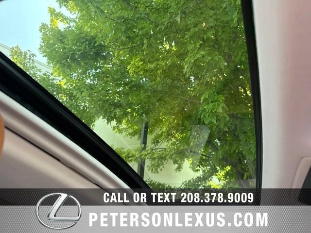 Used 2022 Lexus RX 350L Premium w/ Premium Package AWD/4WD image 14