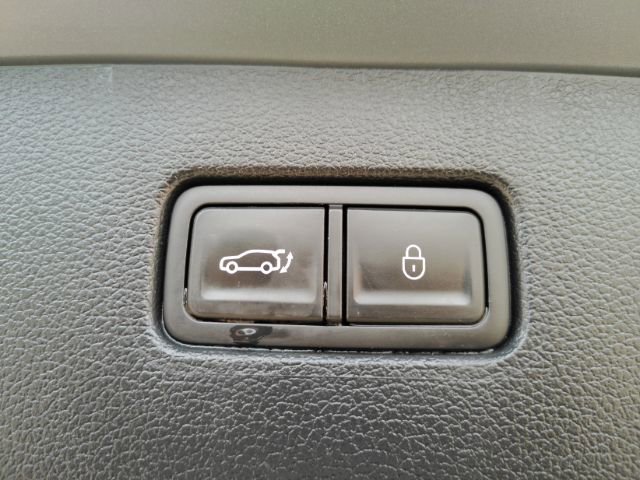 Used 2023 Genesis GV80 2.5T w/ Advanced Package image 33