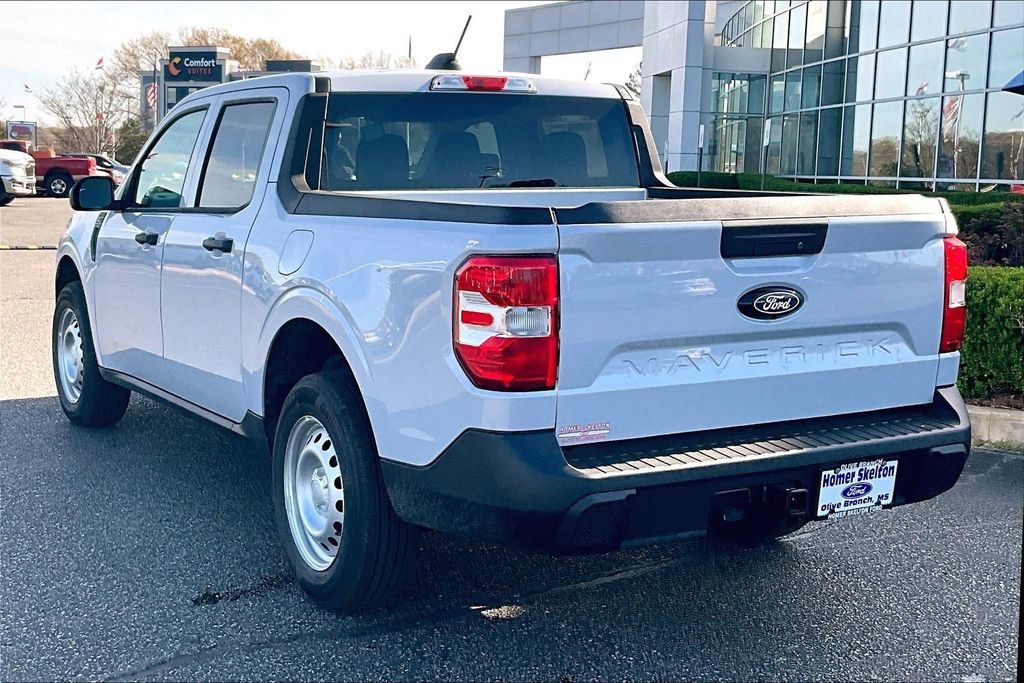 New 2026 Ford Maverick XL image 3