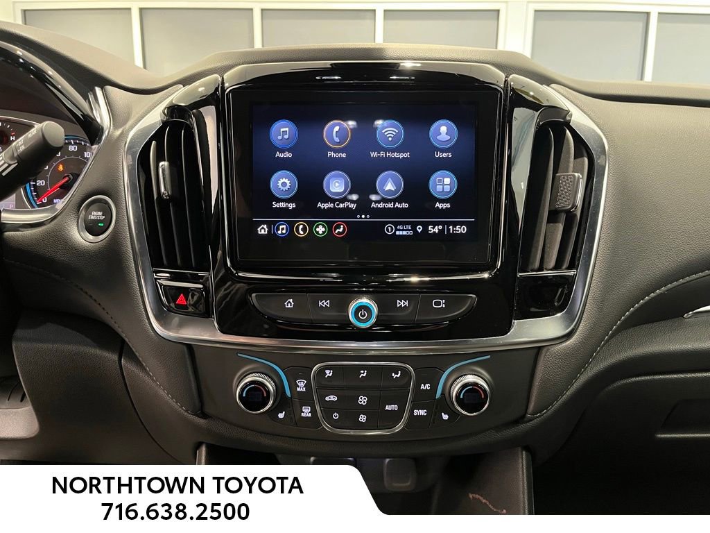 Used 2023 Chevrolet Traverse LT image 11