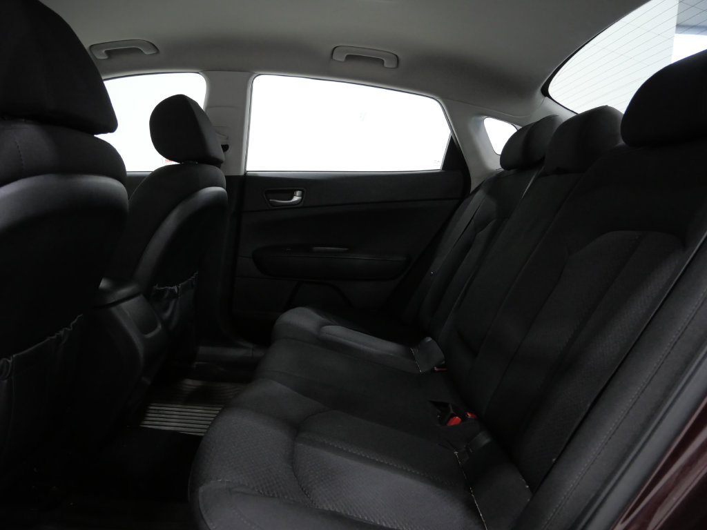 Used 2017 Kia Optima LX FWD image 21