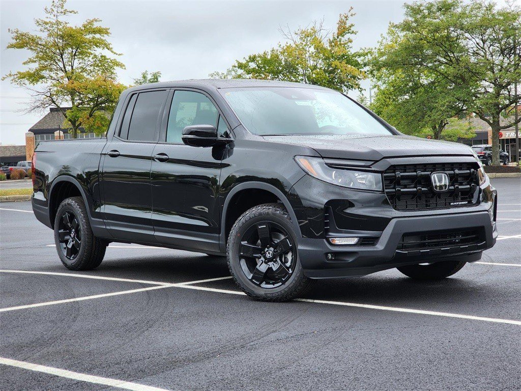 Used 2024 Honda Ridgeline Black Edition image 2