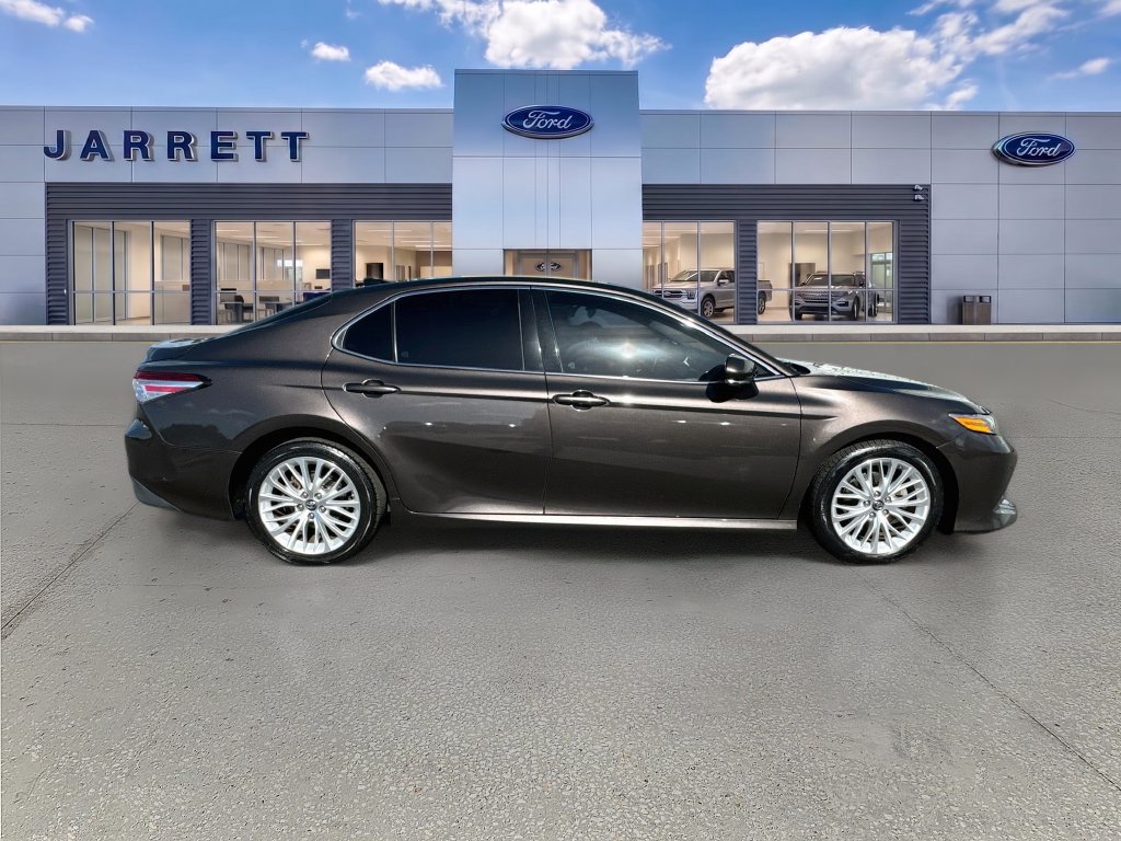 Used 2019 Toyota Camry XLE w/ Driver Assist Package FWD image 8