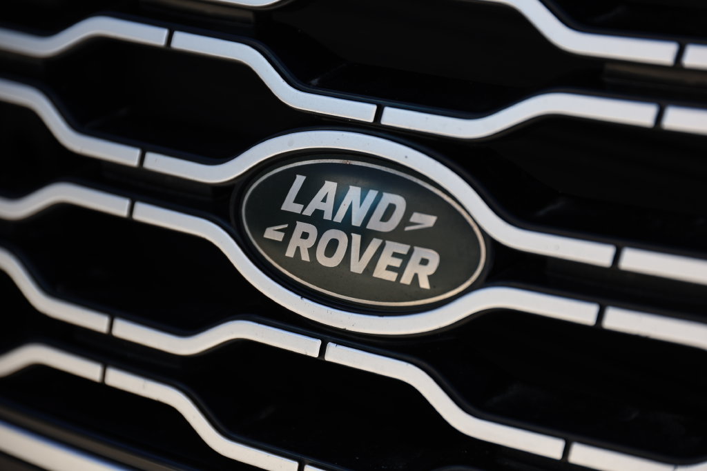 Used 2020 Land Rover Range Rover Long Wheelbase HSE AWD/4WD image 13