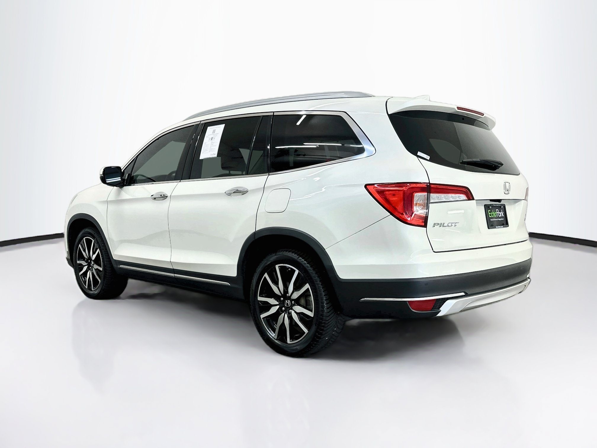 Used 2019 Honda Pilot Touring image 5