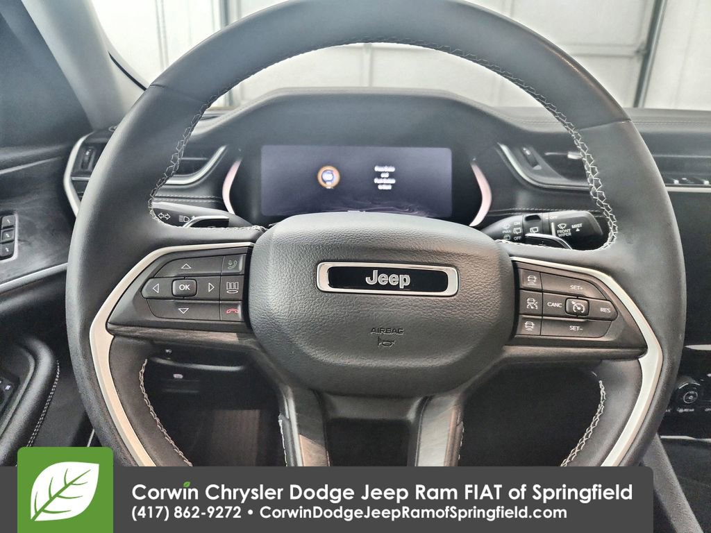Used 2023 Jeep Grand Cherokee L Limited image 22