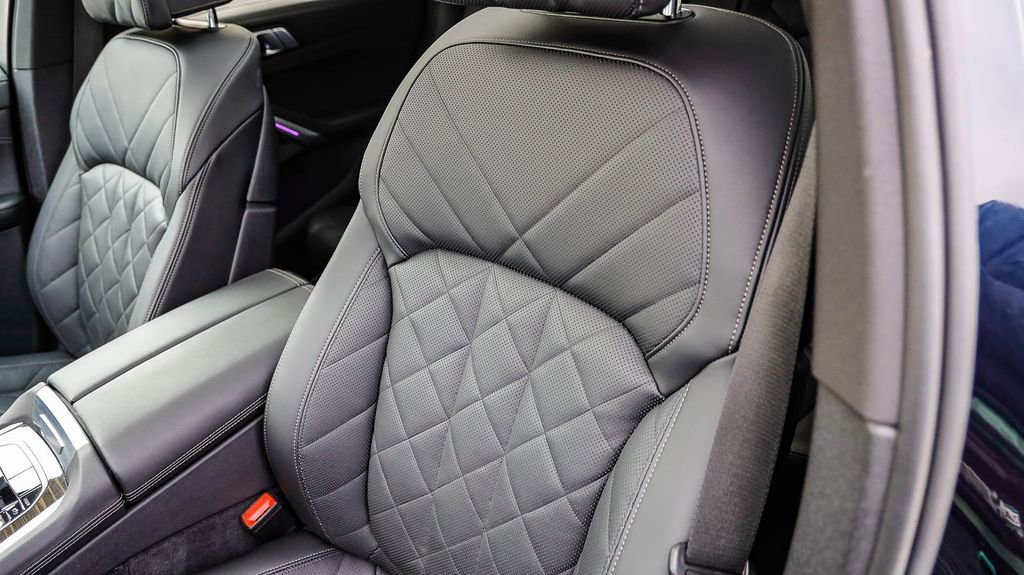 Used 2024 BMW X6 xDrive40i image 30