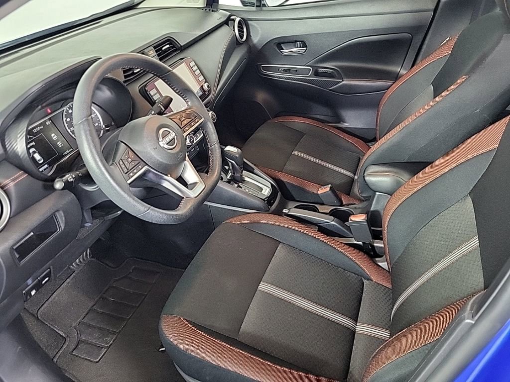 Used 2024 Nissan Versa SR image 13