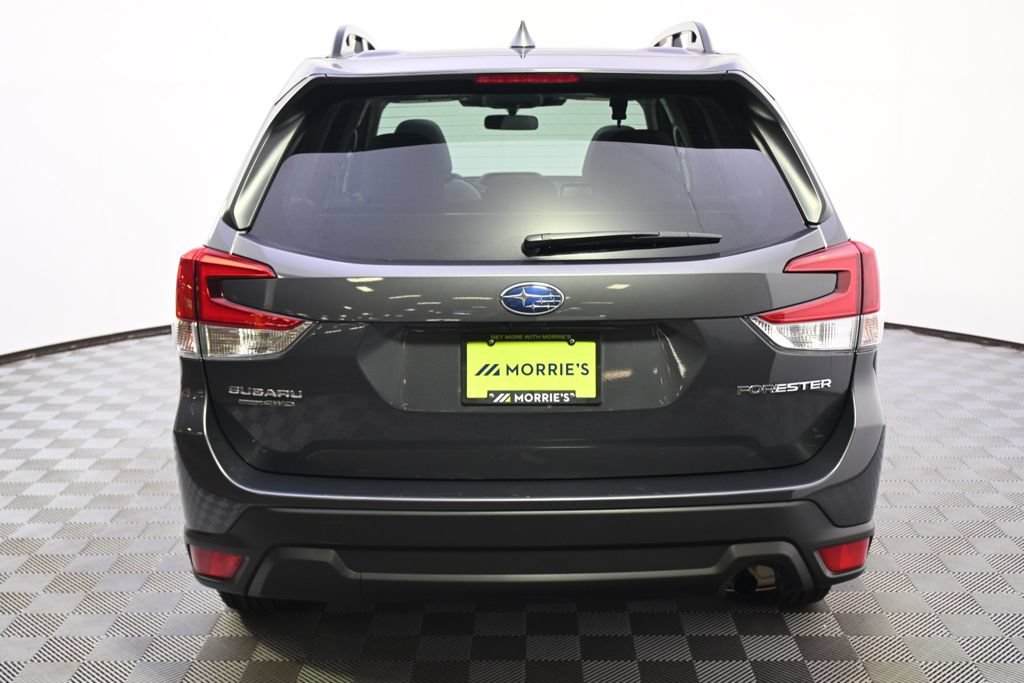 Used 2022 Subaru Forester Premium AWD/4WD image 5