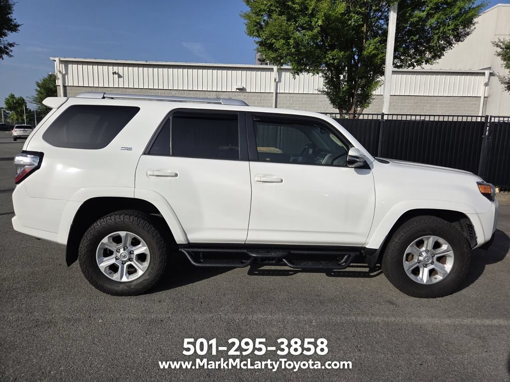 Used 2018 Toyota 4Runner SR5 Premium AWD/4WD image 3