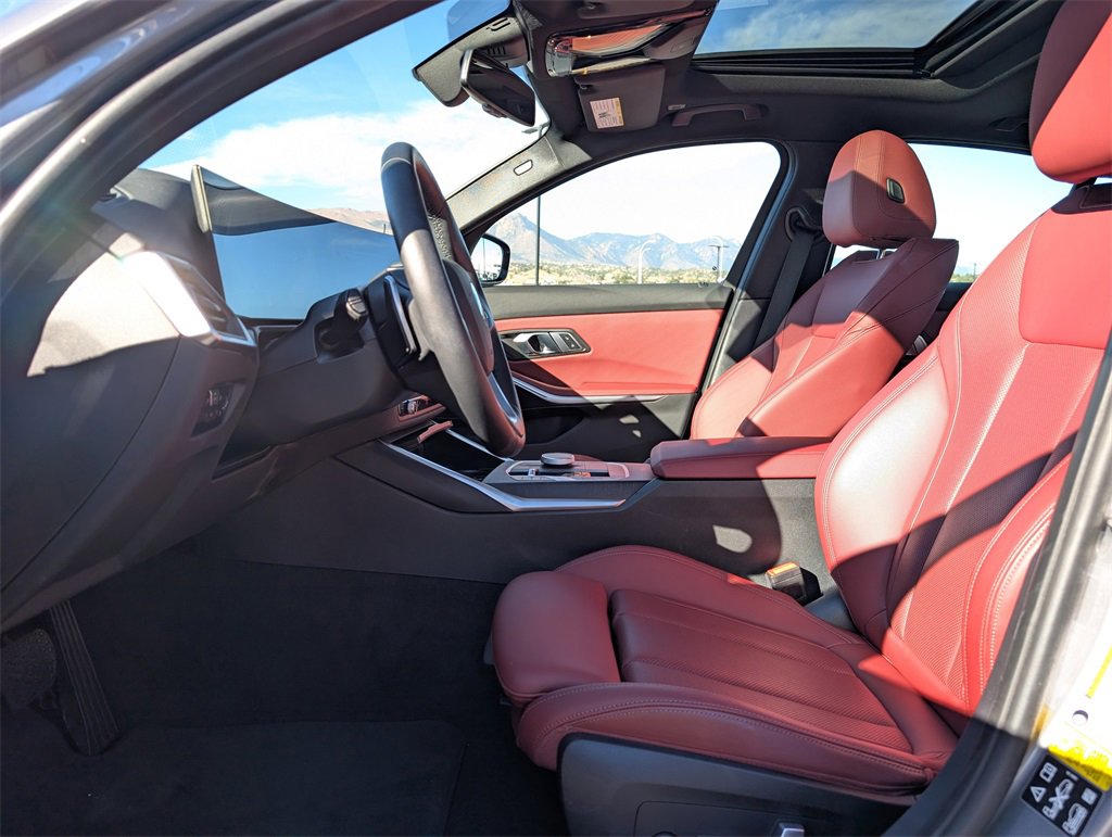 Used 2023 BMW 330i xDrive Sedan w/ Premium Package image 11