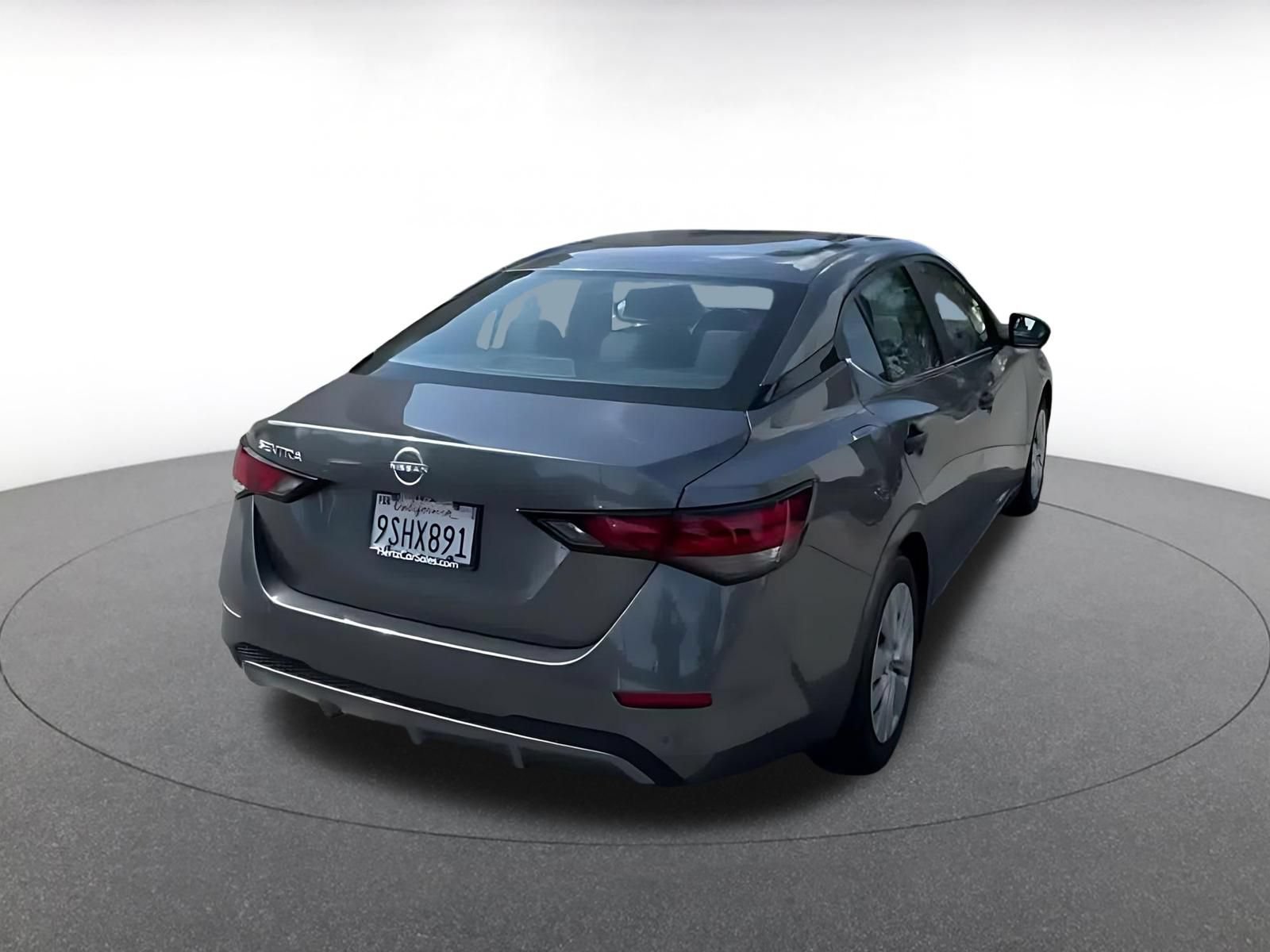 Used 2025 Nissan Sentra S FWD image 11