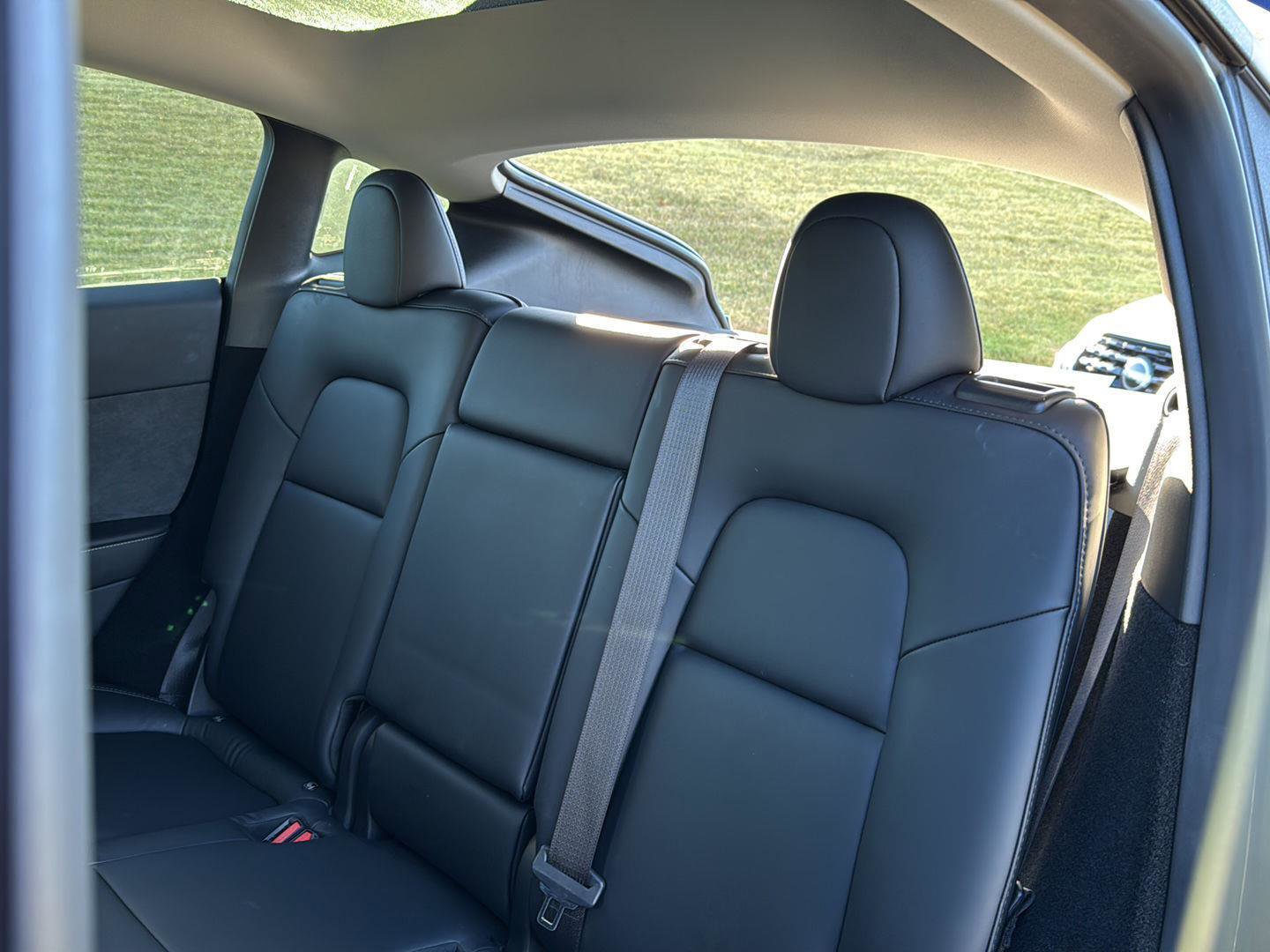 Used 2023 Tesla Model Y Long Range image 24