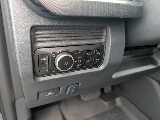 New 2026 Ford F350 Platinum AWD/4WD image 19