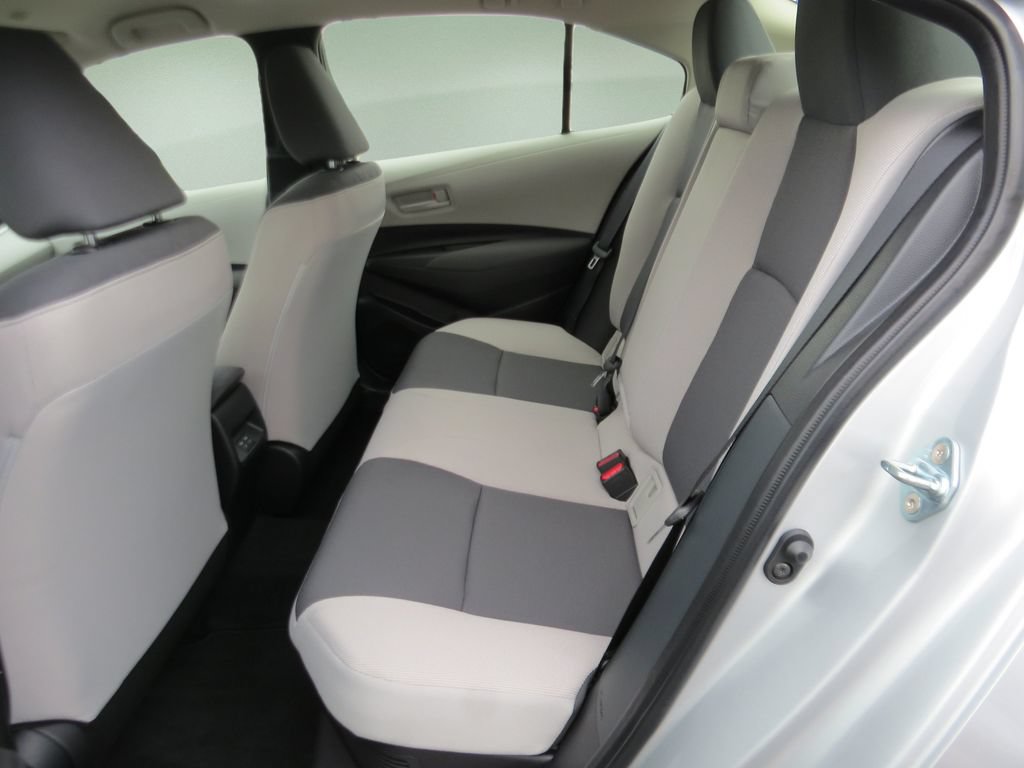 Used 2026 Toyota Corolla LE FWD image 15