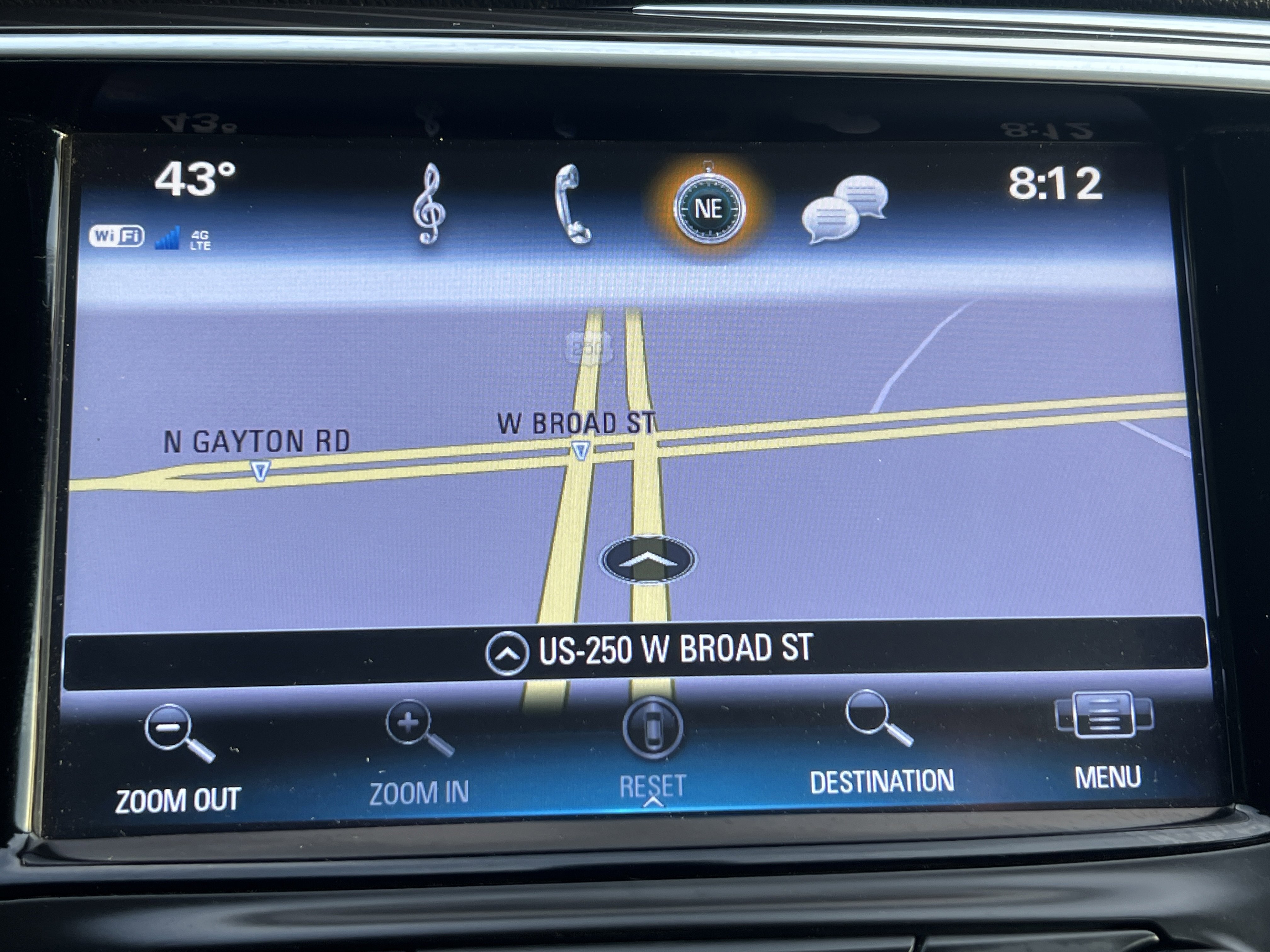 Used 2020 Buick Envision Essence image 24