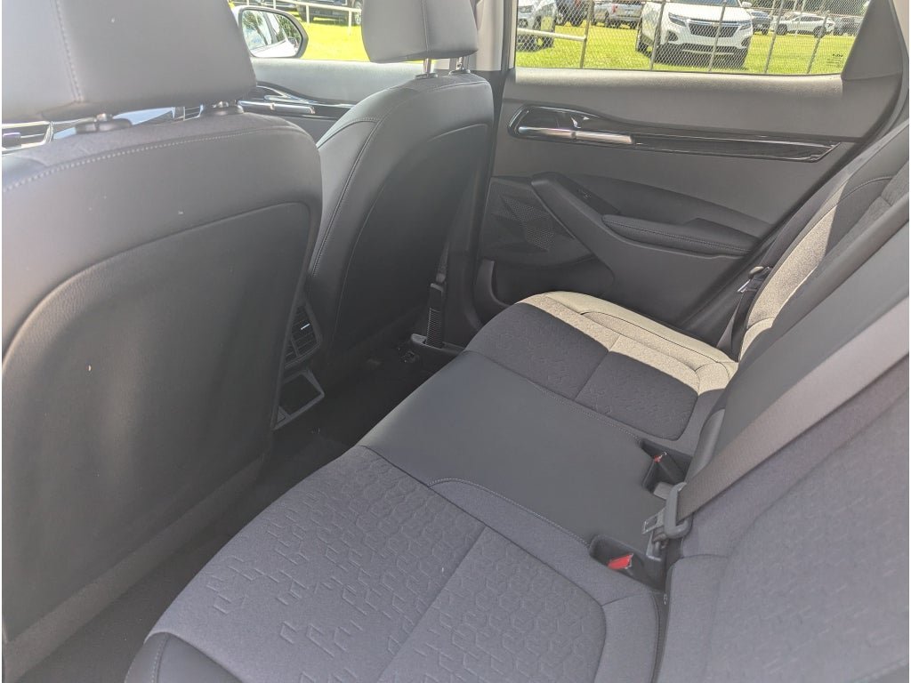 Used 2024 Kia Seltos S FWD image 14