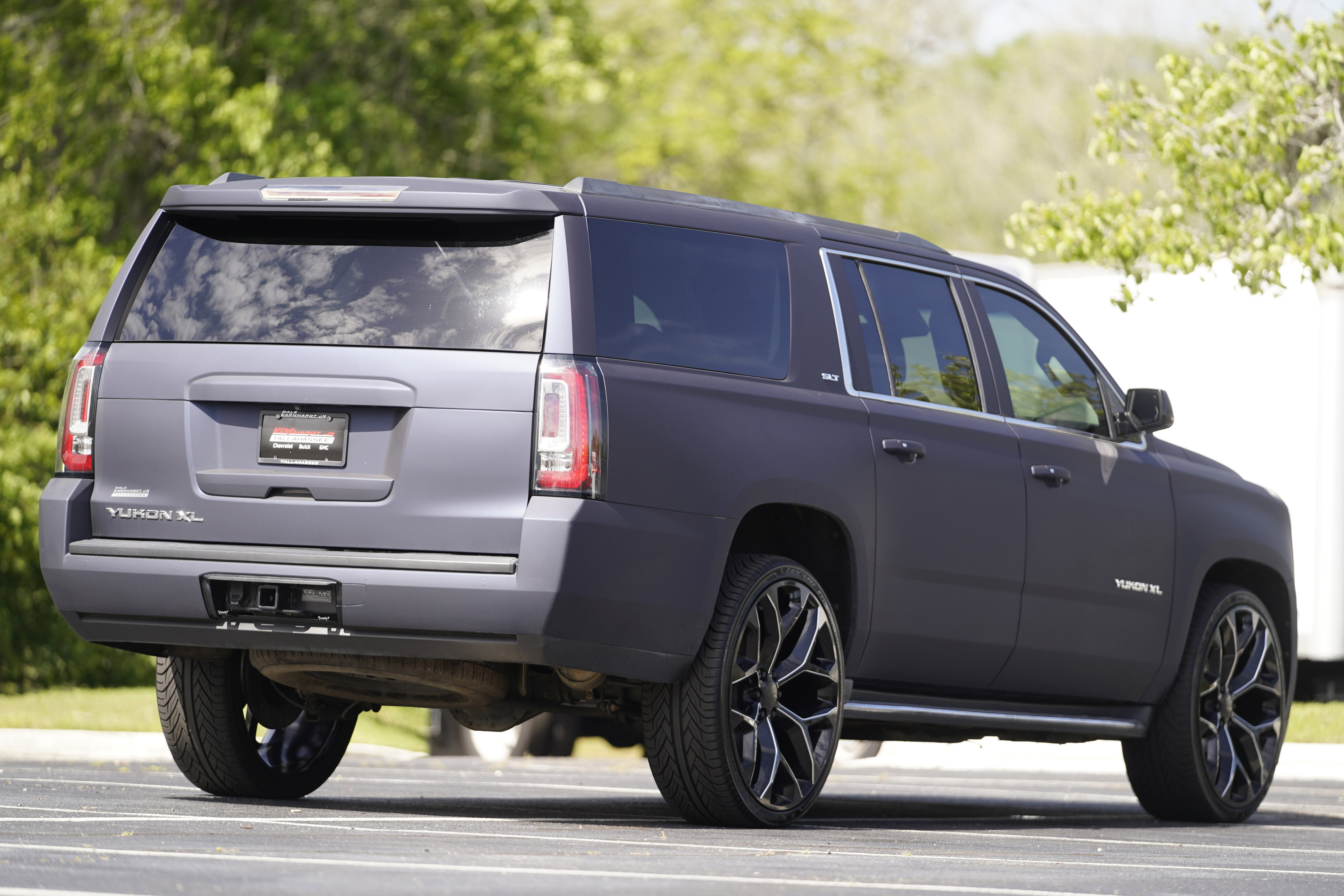 Used 2016 GMC Yukon XL SLT image 52