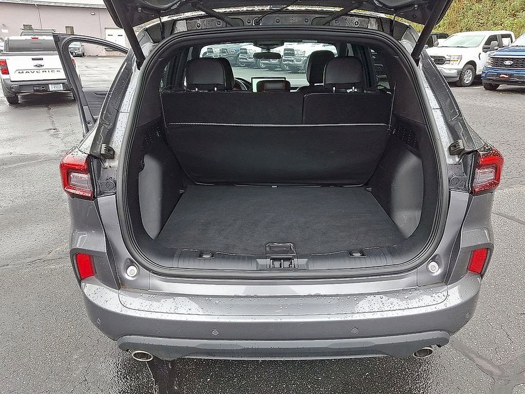 Used 2023 Ford Escape ST-Line w/ Tech Pack #1 image 29