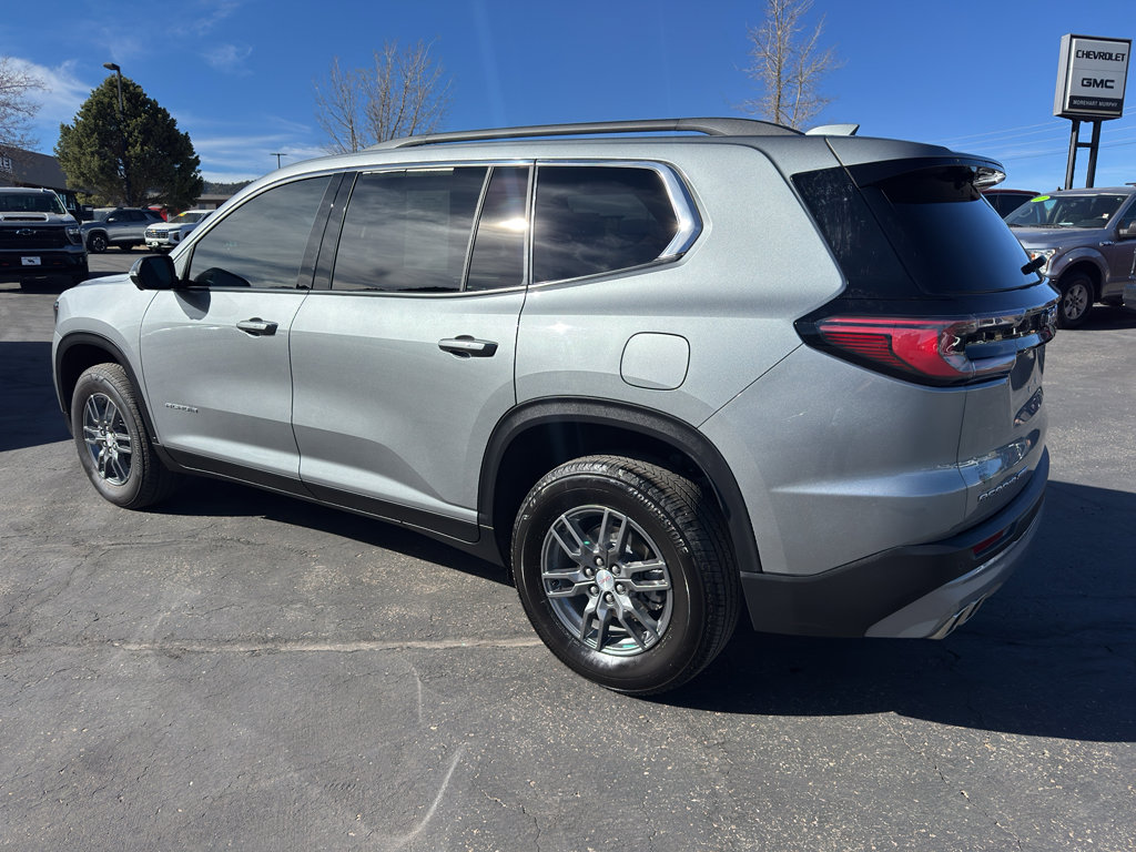 Used 2026 GMC Acadia Elevation image 5