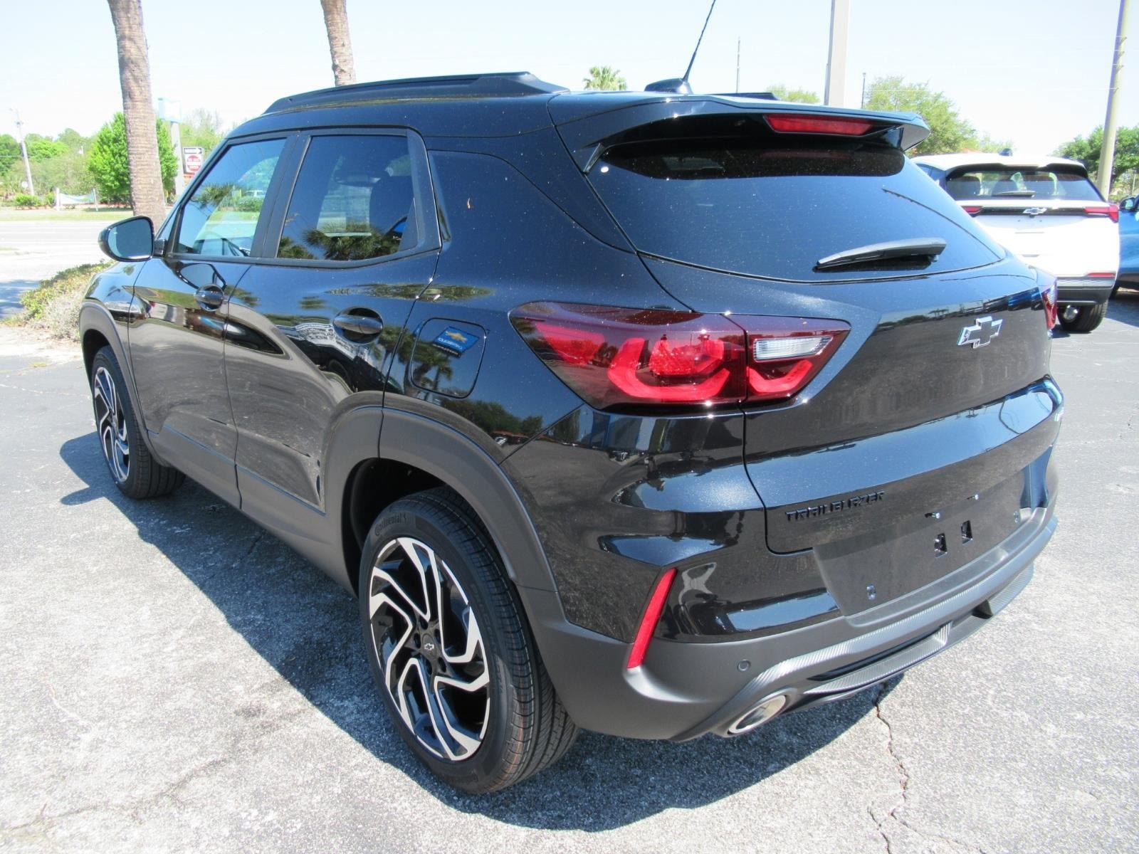 New 2026 Chevrolet TrailBlazer RS w/ Convenience Package FWD image 7