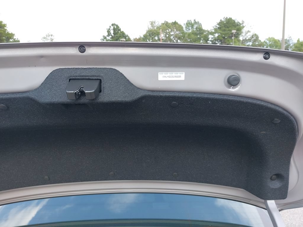 Certified 2025 Hyundai Elantra Sport FWD image 14