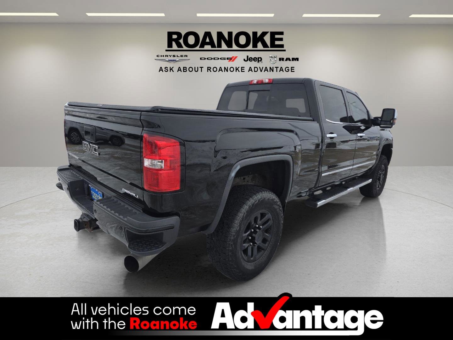 Used 2017 GMC Sierra 2500 Denali w/ Duramax Plus Package image 7