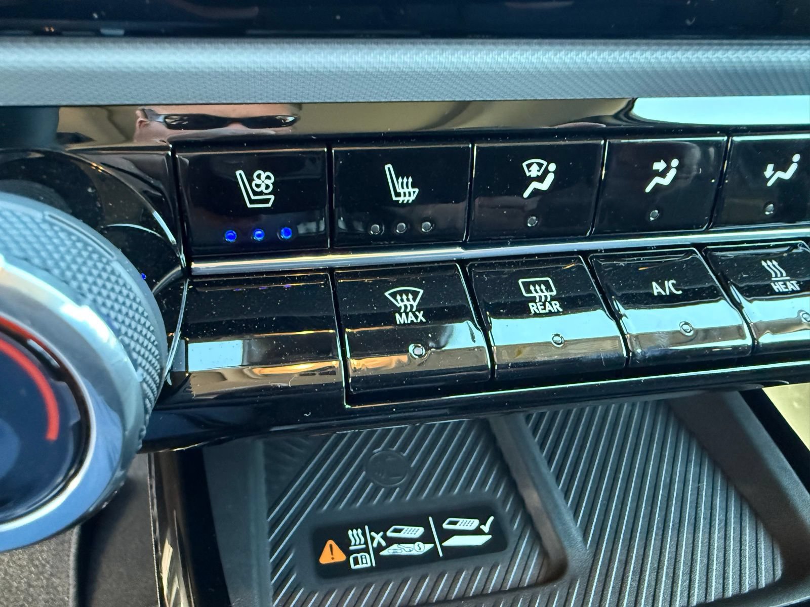 New 2027 Chevrolet Bolt RS w/ Technology Package FWD image 26