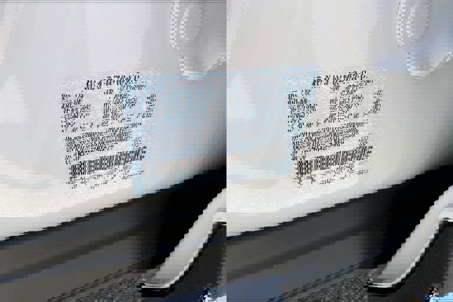 Certified 2025 Ford Explorer Active image 33