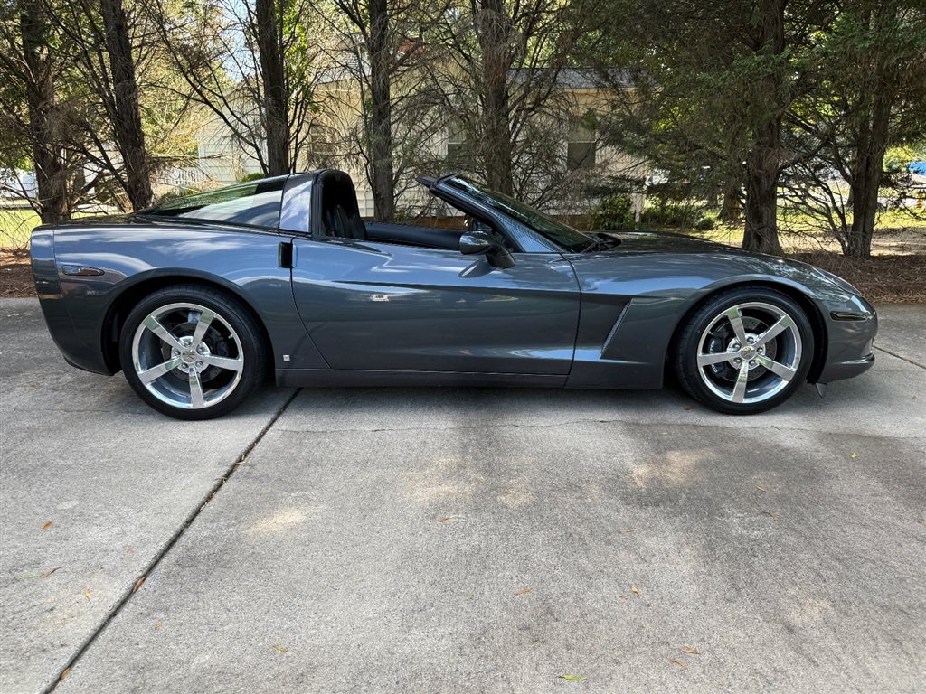 Used 2009 Chevrolet Corvette Coupe RWD image 37