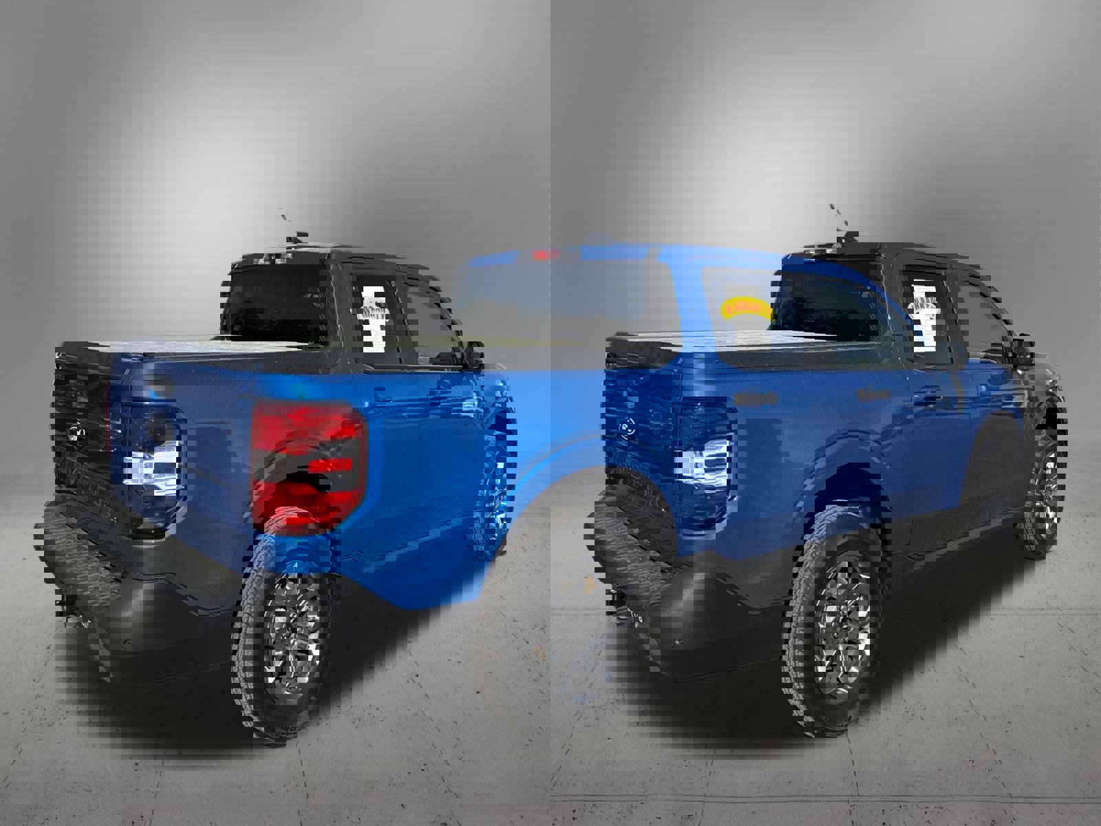 Used 2025 Ford Maverick XLT w/ Equipment Group 301A image 4