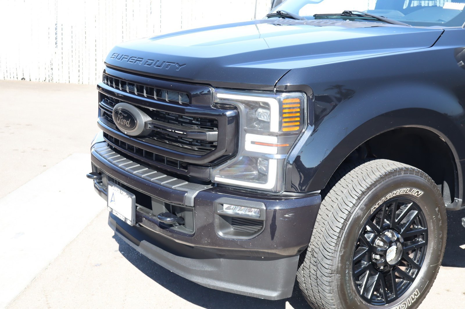 Used 2022 Ford F350 Lariat w/ Black Appearance Package AWD/4WD image 8