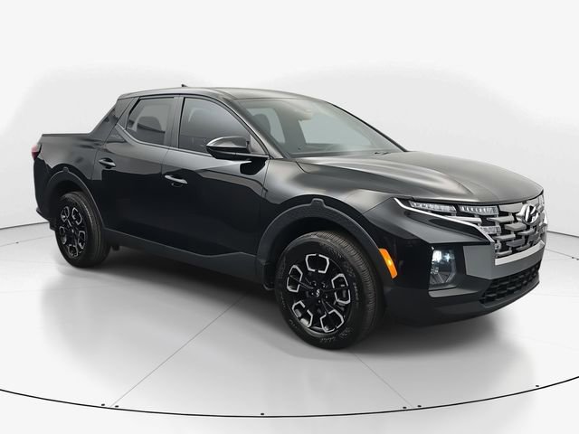 Used 2024 Hyundai Santa Cruz SE image 2