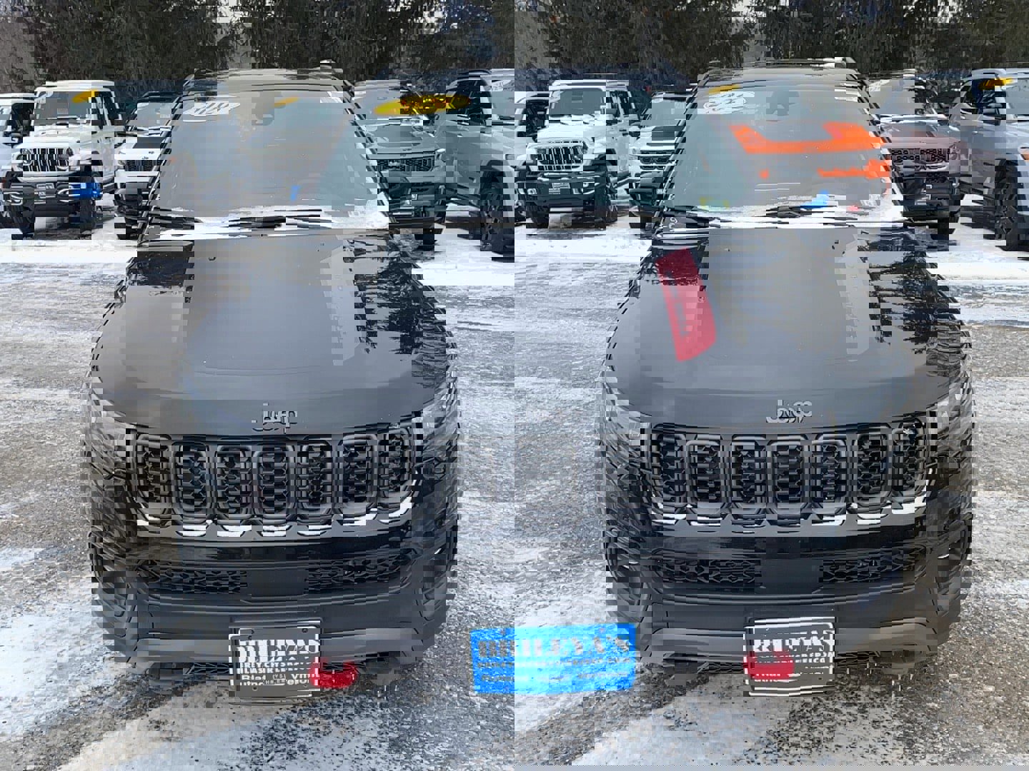 New 2026 Jeep Compass Trailhawk w/ Sun, Sound & Navigation Group image 4