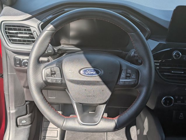 Used 2025 Ford Escape ST-Line Select AWD/4WD image 10