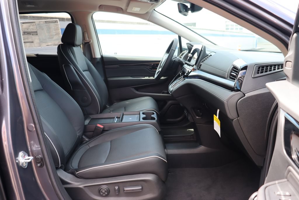 Certified 2026 Honda Odyssey Elite image 22