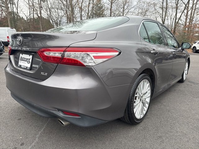 Used 2018 Toyota Camry XLE image 5