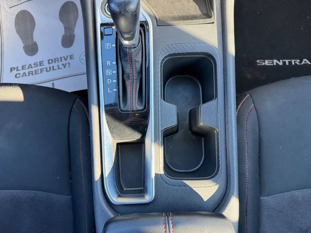 Used 2025 Nissan Sentra SR FWD image 26