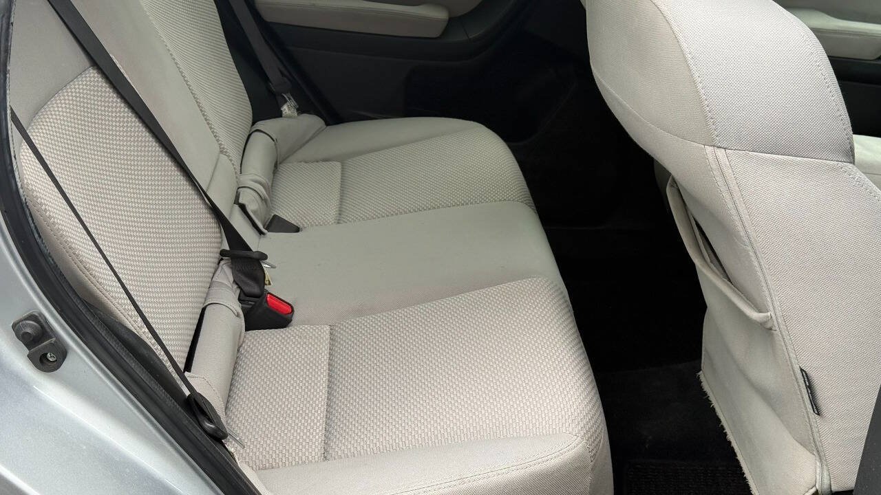 Used 2014 Subaru Forester 2.5i Premium w/ All-Weather Package AWD/4WD image 18
