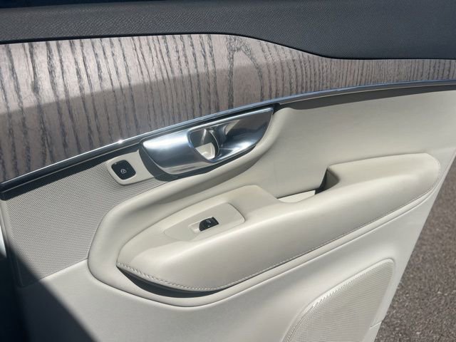 Used 2023 Volvo XC90 B6 Plus w/ Protection Package Premier image 30