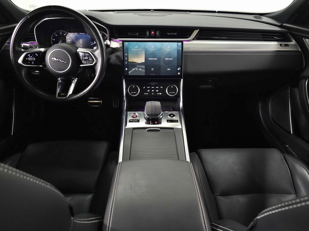 Used 2022 Jaguar XF R-Dynamic SE image 15