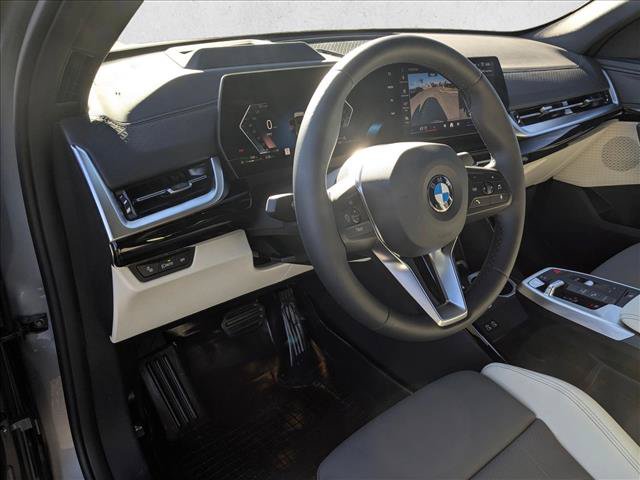 New 2026 BMW X2 xDrive28i w/ Technology Package AWD/4WD image 3