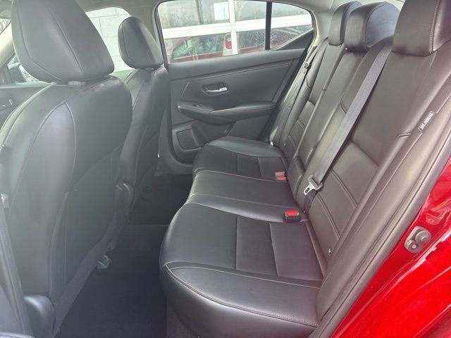 Used 2021 Nissan Sentra SR w/ SR Premium Package image 18