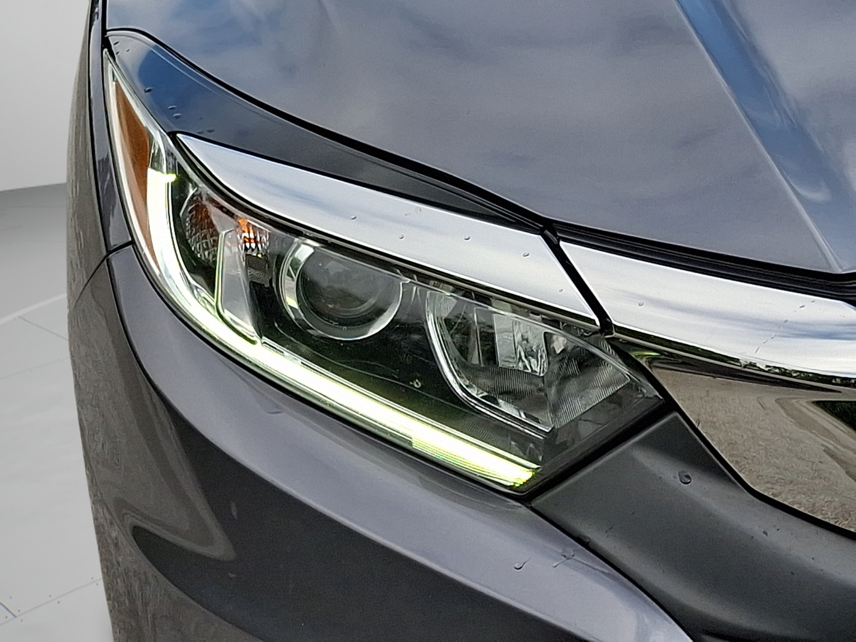 Used 2021 Honda HR-V LX image 9