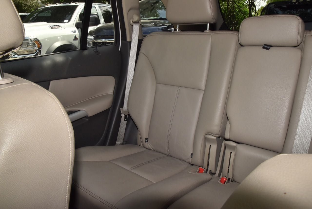 Used 2014 Ford Edge SEL w/ Equipment Group 205A FWD image 19