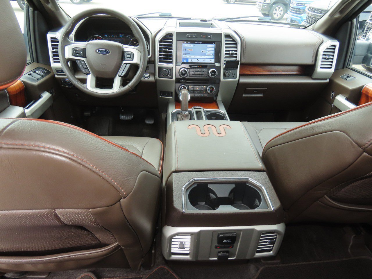 Used 2015 Ford F150 King Ranch w/ Equipment Group 601A Luxury AWD/4WD image 23