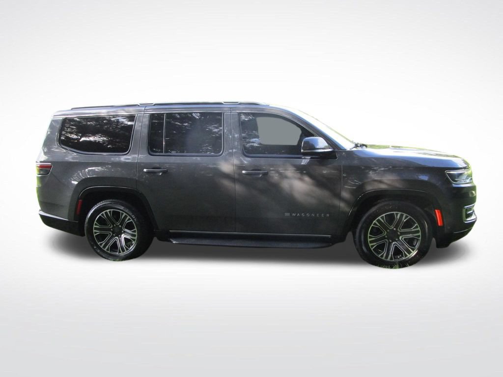 Used 2022 Jeep Wagoneer Series III AWD/4WD image 8