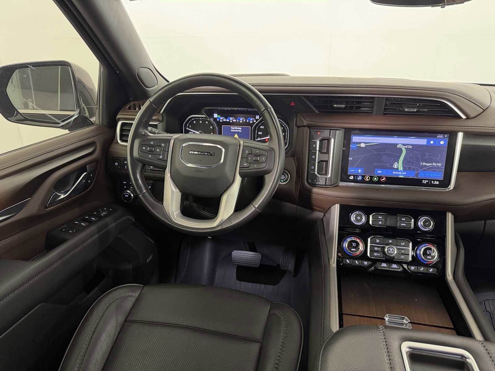 Certified 2021 GMC Yukon Denali w/ Denali Premium Package image 25