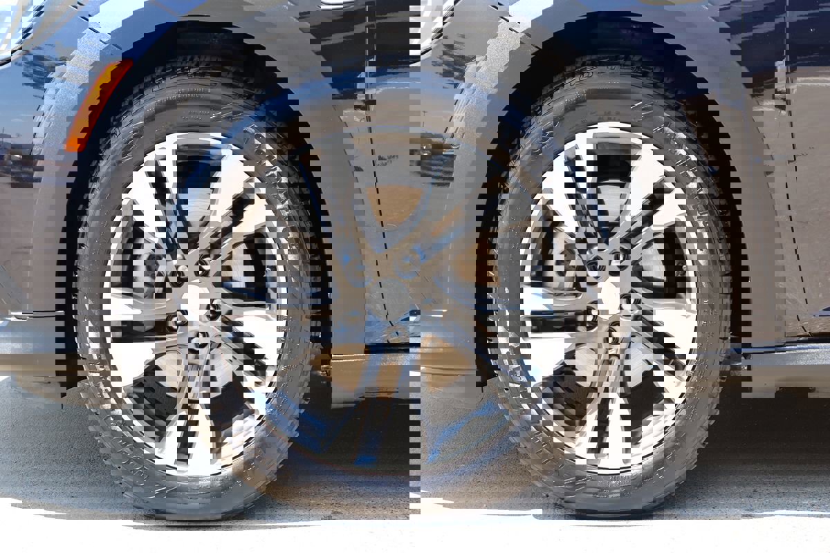 Used 2018 Buick Regal Essence w/ Driver Confidence Package #1 image 46